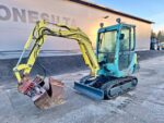 Yanmar B25V + 3 godets