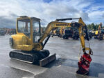 Komatsu PC 27 R-8 + Godet inclinable