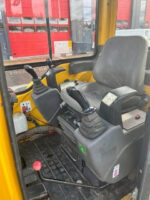 Komatsu PC 27 R-8 + Godet inclinable – Image 11