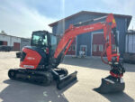 Kubota U50-5 + Rotovaltor + 3 godets – Image 7