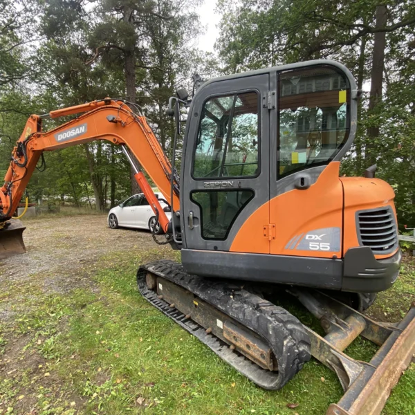 Doosan DX55 avec Accessoire