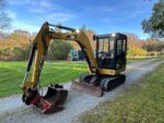 Caterpillar 302.5C avec 3 godets – Image 32