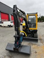 Volvo ECR 38 / Kallistuva liitin, Kauha, uudet telat!