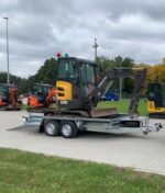 Volvo ECR25D avec 3 godets et Remorque – Image 4