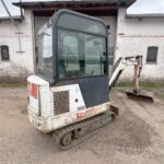 Bobcat 320 + 4 godets – Image 4