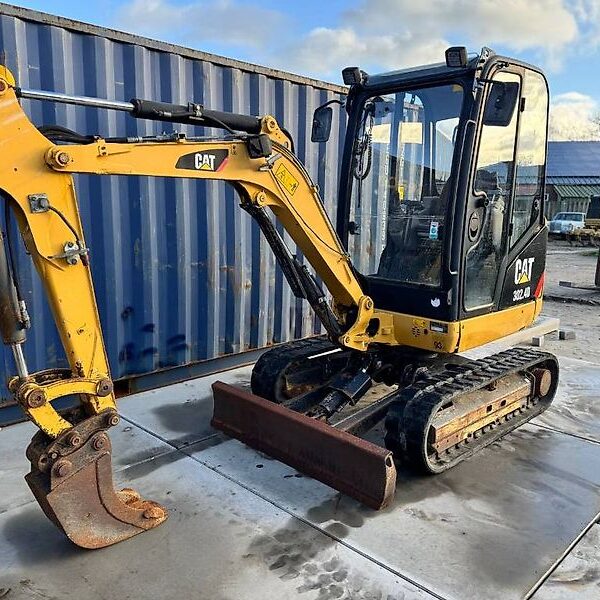 Caterpillar 302.4D