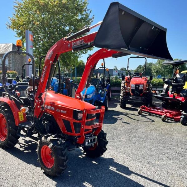 Micro tracteur Kubota  EK1 261 + chargeur frontale et godet