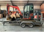 Kubota U27-4 avec remorque et accessoire