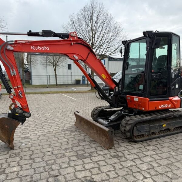 Kubota U50-5