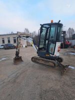 Bobcat E20 + 3 godets – Image 3