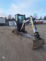 Bobcat E20 + 3 godets – Image 4