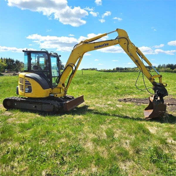 Komatsu PC 55 MR-3 + Attache rapide