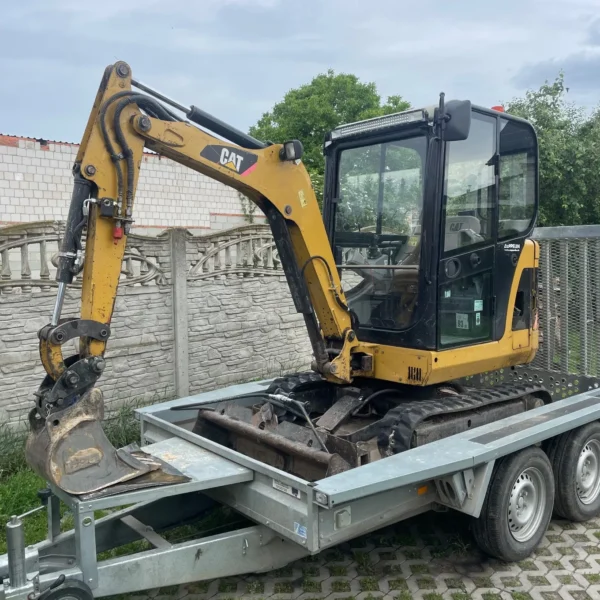 Caterpillar 301.8C – Remorque