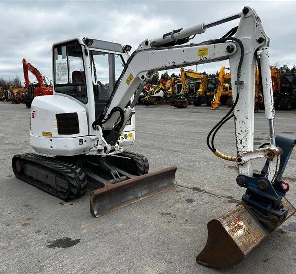 Volvo ECR38  + 3godets